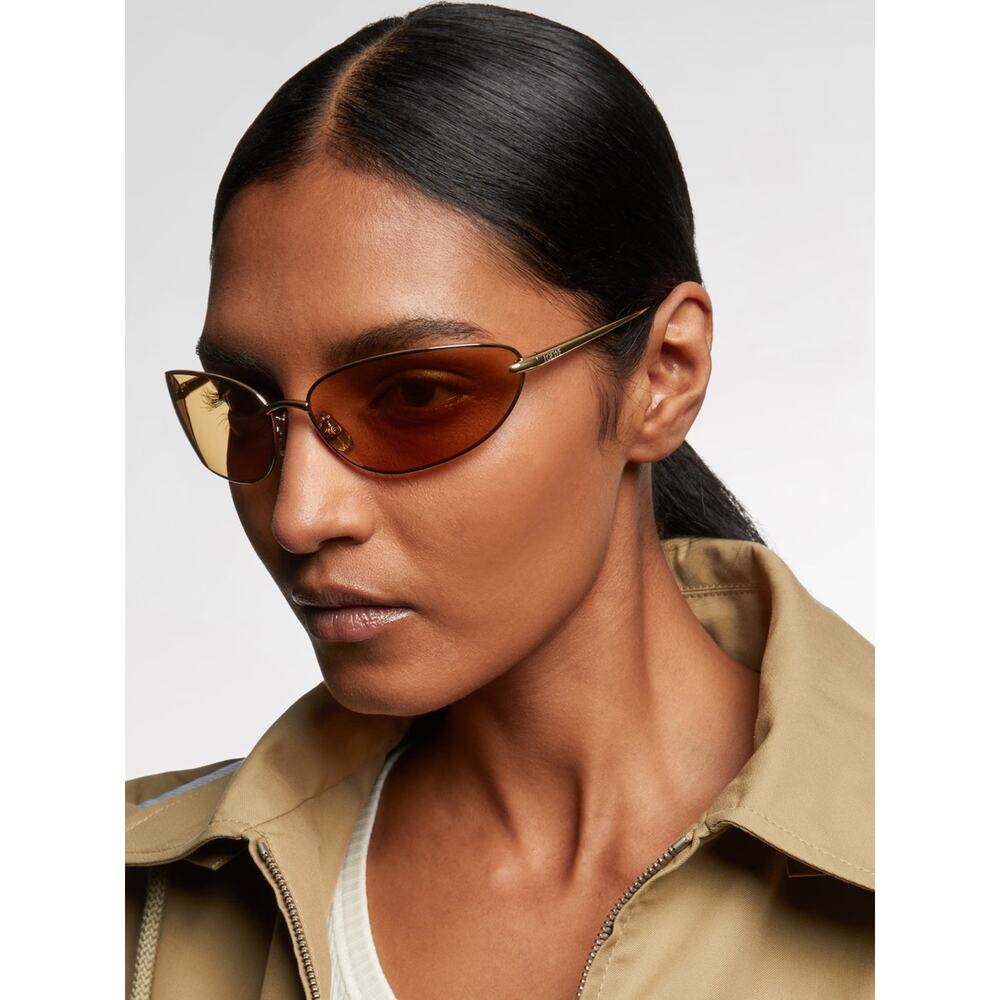NEW!!! Loewe LW40164U 32E Gold Metal Frame Sunglasses with Amber Lenses